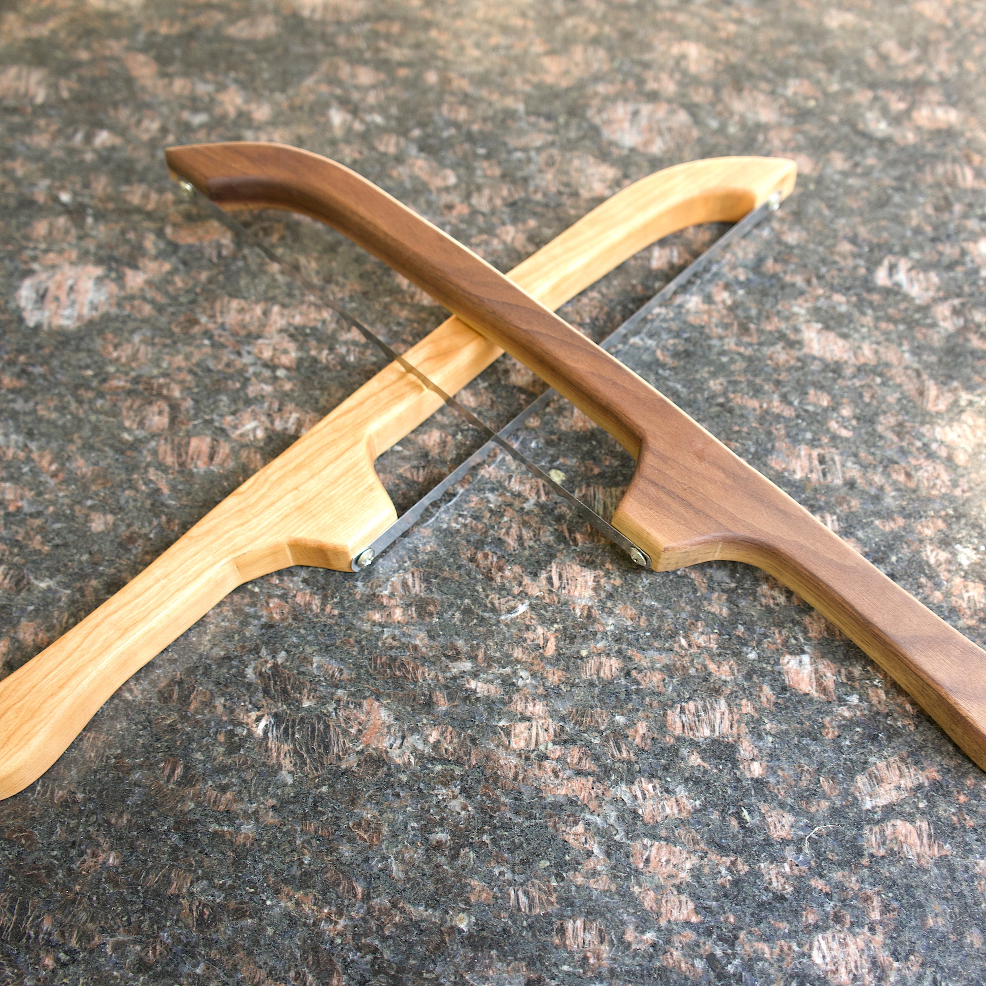 Bow Knife w/Magnetic Blade Guard image 9